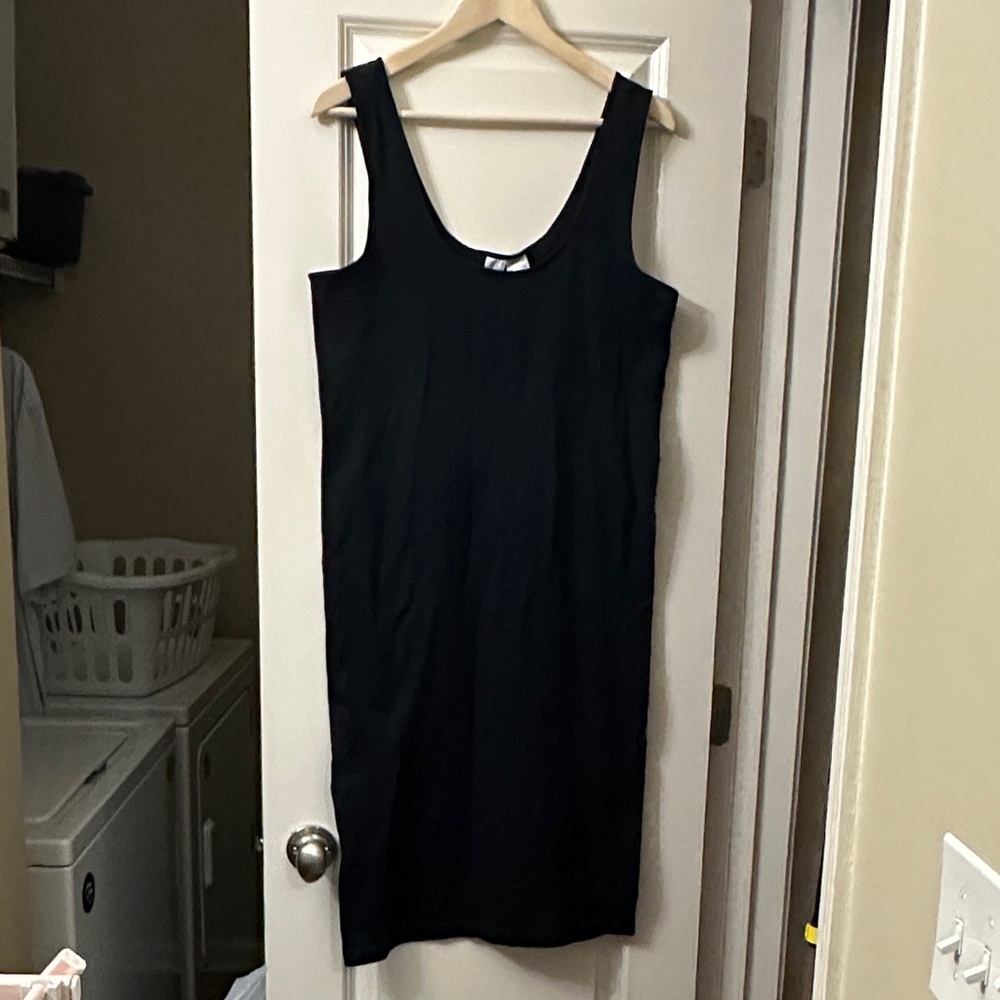 Sofia by Sofia Vergara Black Midi Dress